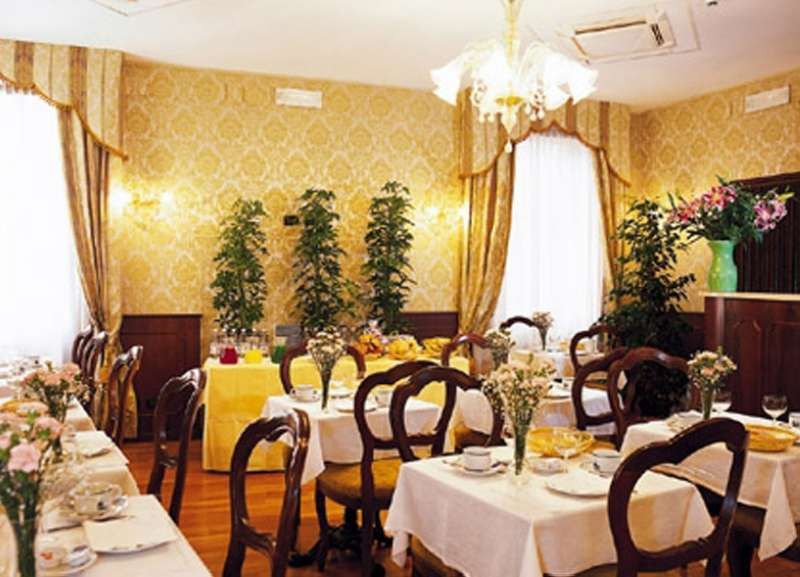 Hotel Gorizia A La Valigia Venesia Restoran foto